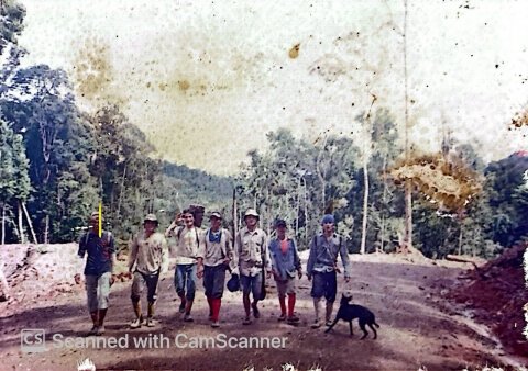 Pembangunan jalan masuk ke desa 
